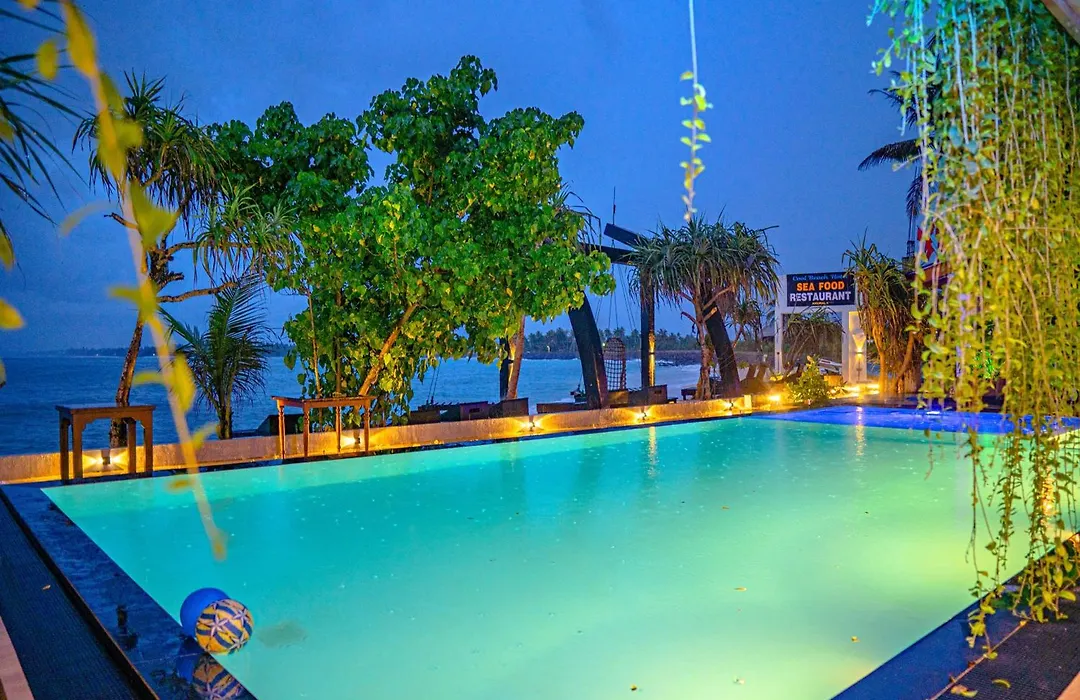 Cool Beach Hotel-1