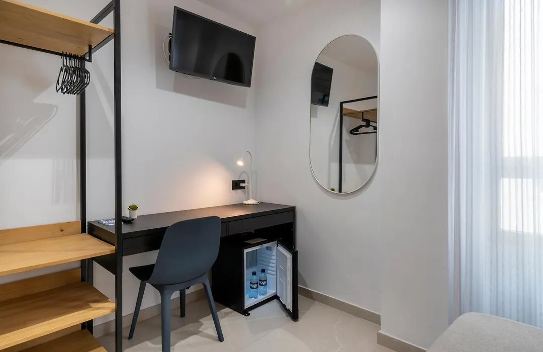 Hostal Pensimar-1