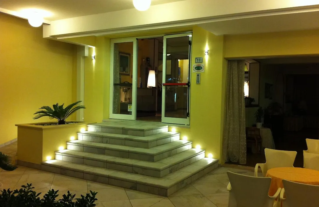 Hotel Angela-1