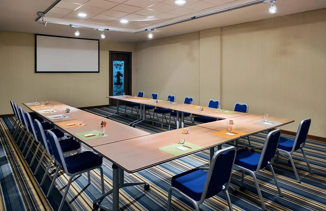 Aloft By Marriott Dhahran-1