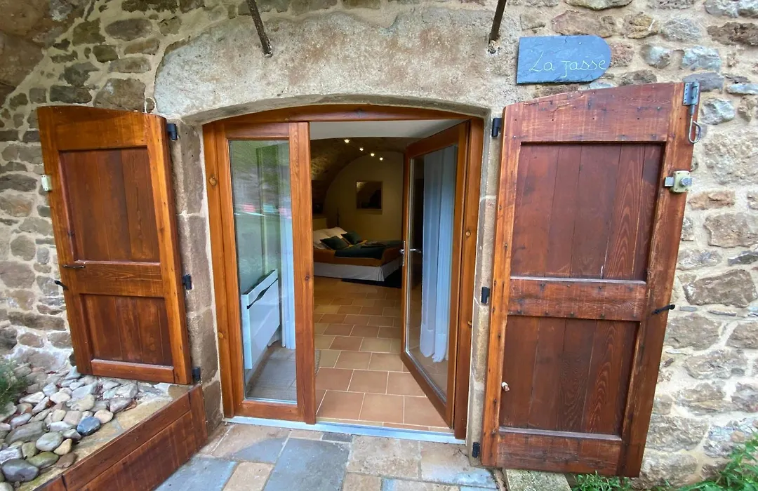 Les Caselles, Gîte et Chambre d'hôtes-1