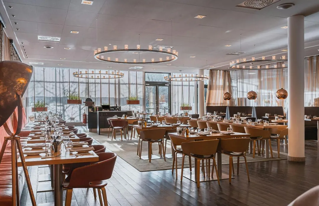Courtyard By Marriott Stockholm Kungsholmen-1