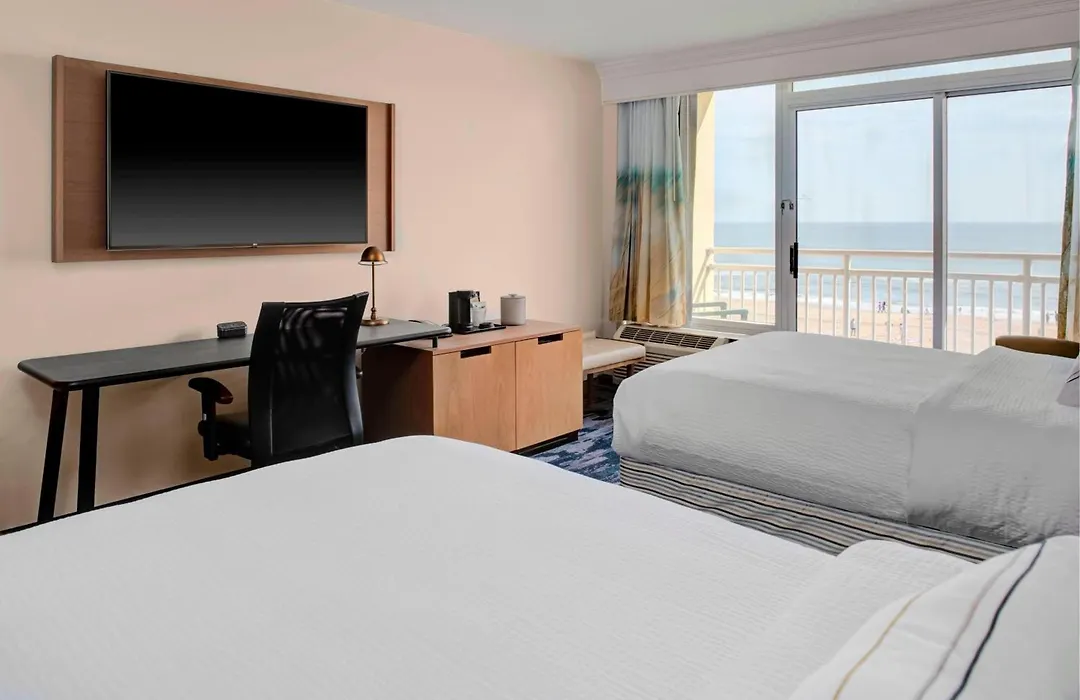 Fairfield Inn & Suites By Marriott Virginia Beach Oceanfront-1