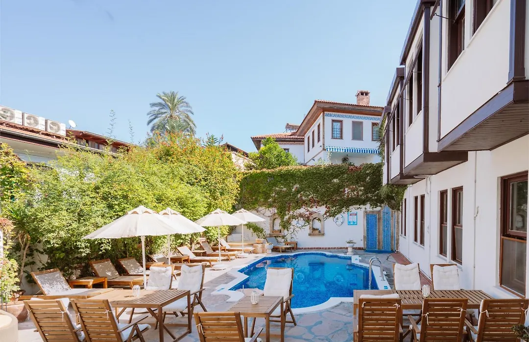 Aspen Hotel Kaleiçi-1