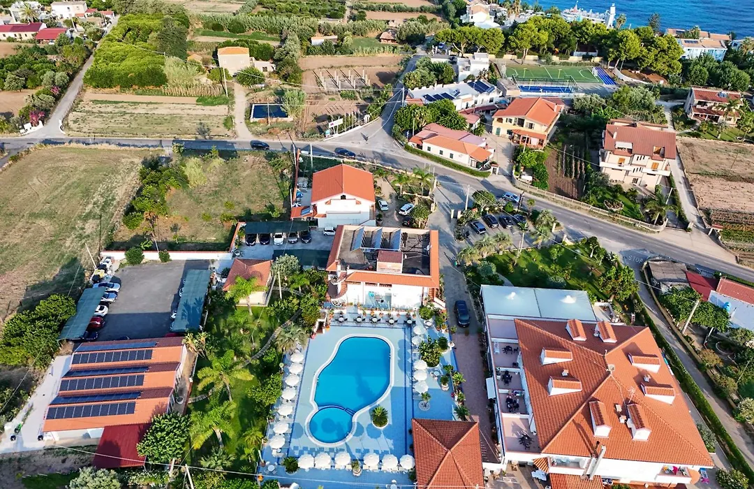 Hotel Damanse-1
