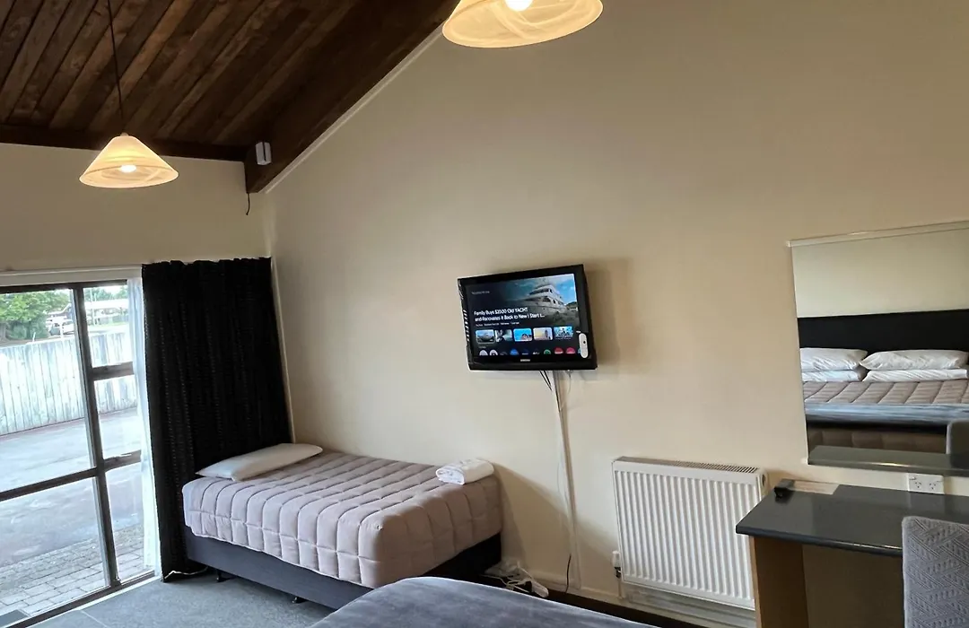 Alpine Motel-1