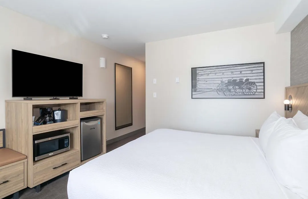 Sandman Hotel Quesnel-1