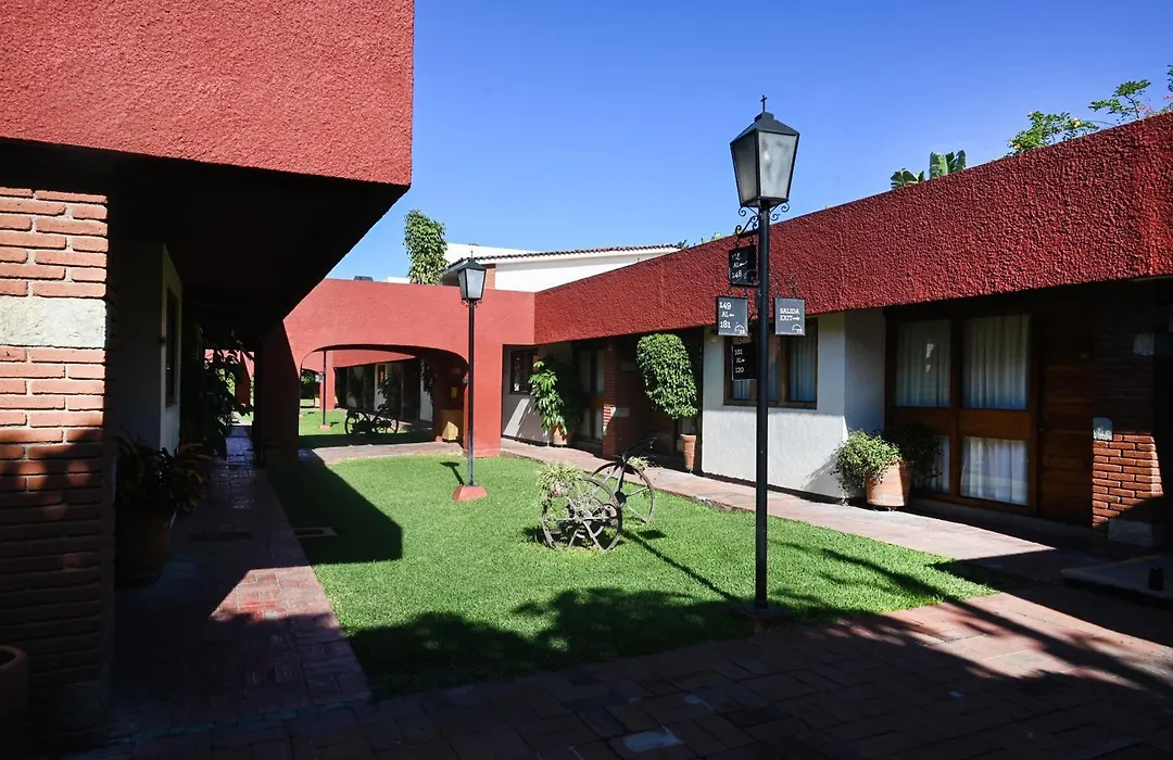 Hotel Hacienda-1