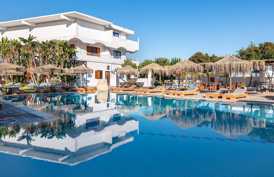 Aquarius Beach Hotel-1