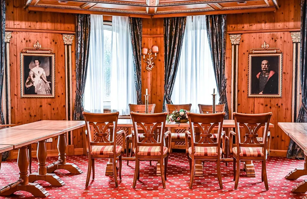 Schloss Hotel Holzrichter-1