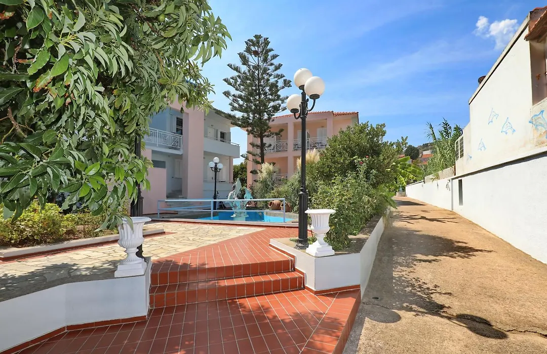 Dolphin Hotel-1