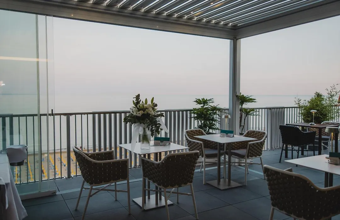 Diva Hotel Lignano - Adults Only-1