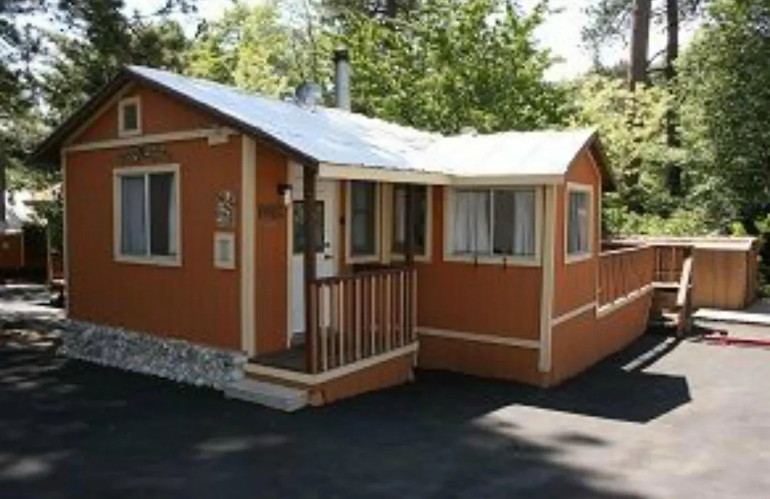 Sleepy Hollow Cabins And Hotel-1