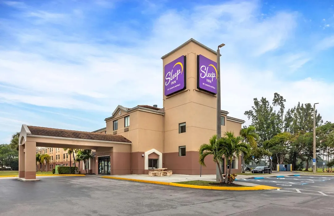 Sleep Inn Miami Airport-1