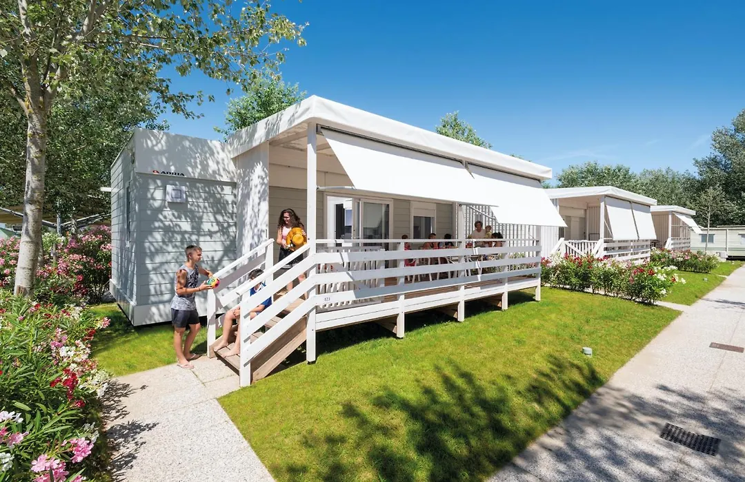 Isamar Holiday Village-1