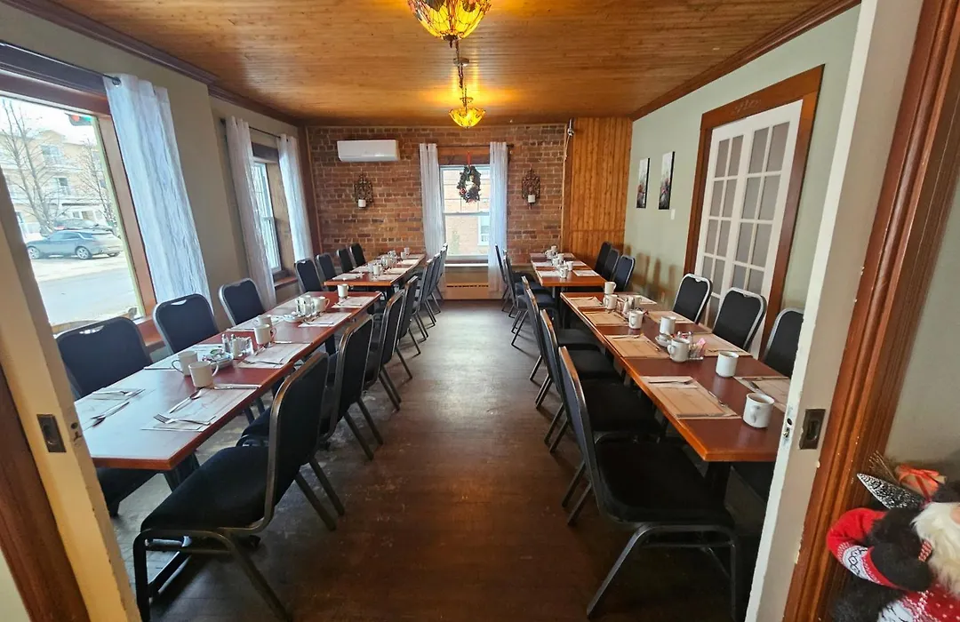 auberge les deux tours-1
