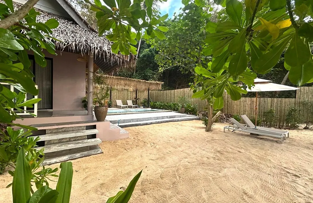 Secret Beach Bungalows-1