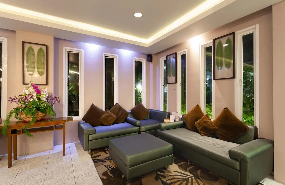 Thanthip Beach Resort Patong-1