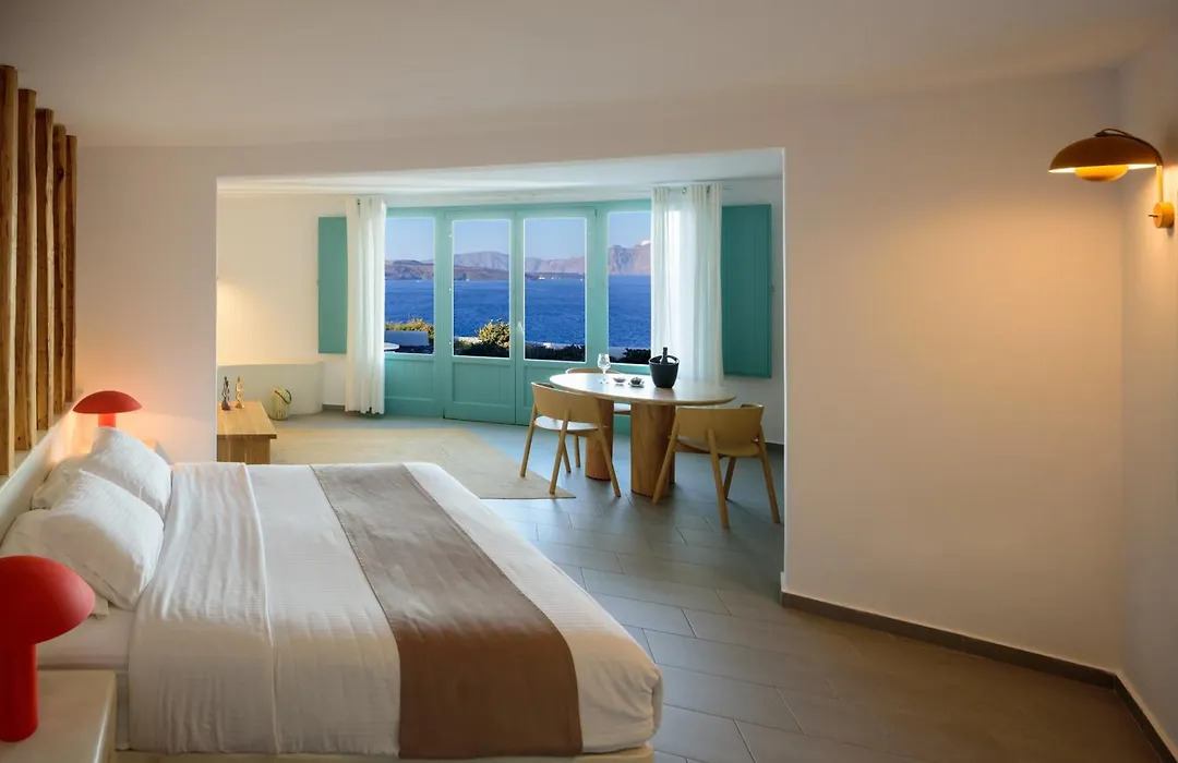 Neptune Luxury Suites-1
