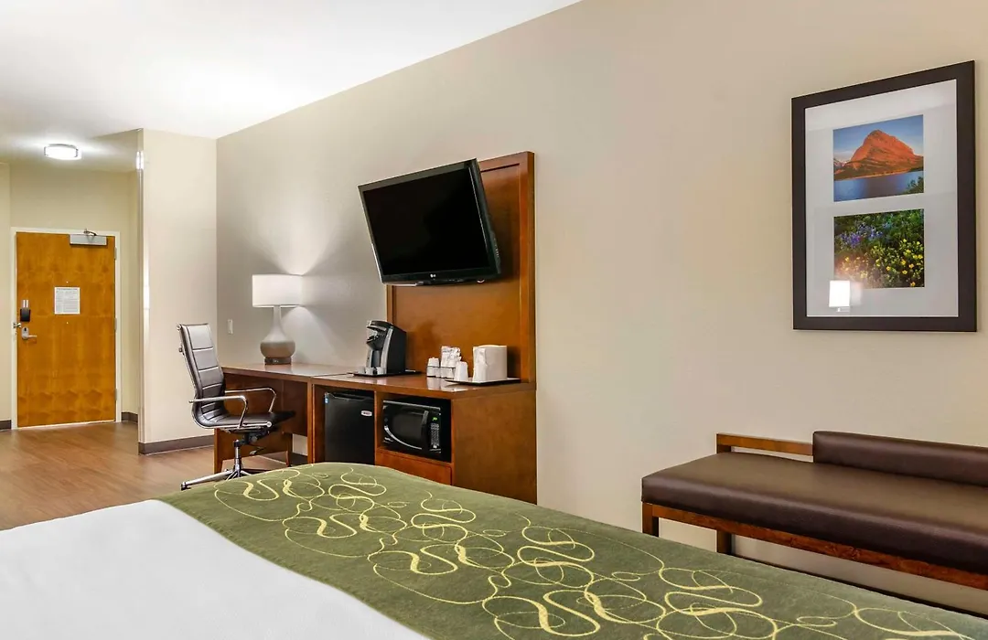 Comfort Suites Helena Airport-1