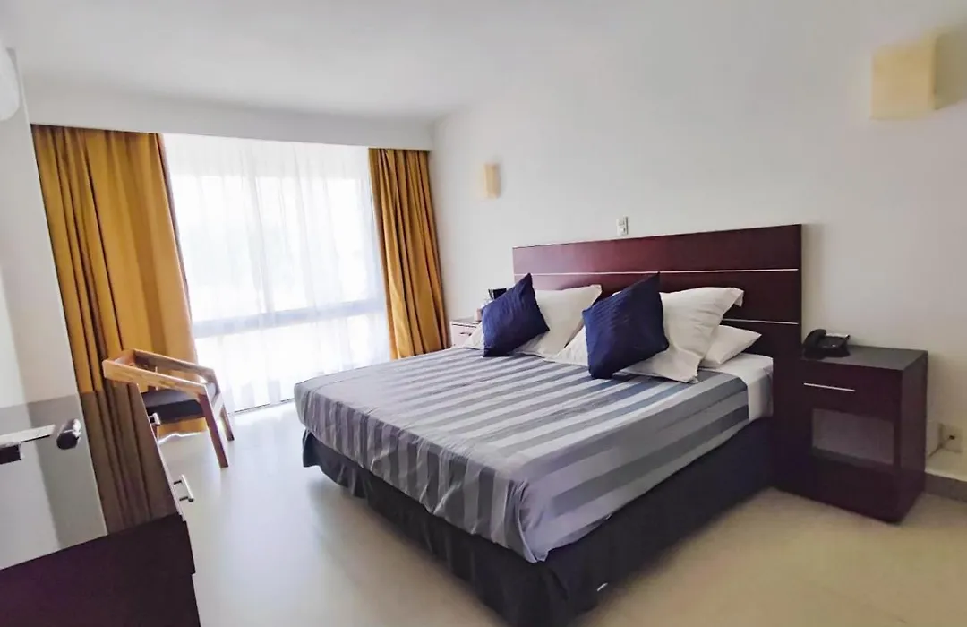 May Palace Hotel-1