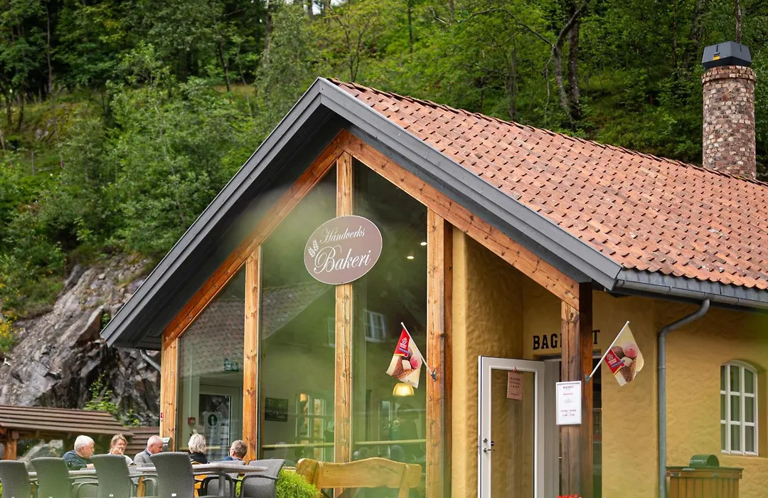 Byrkjedalstunet Hotell-1