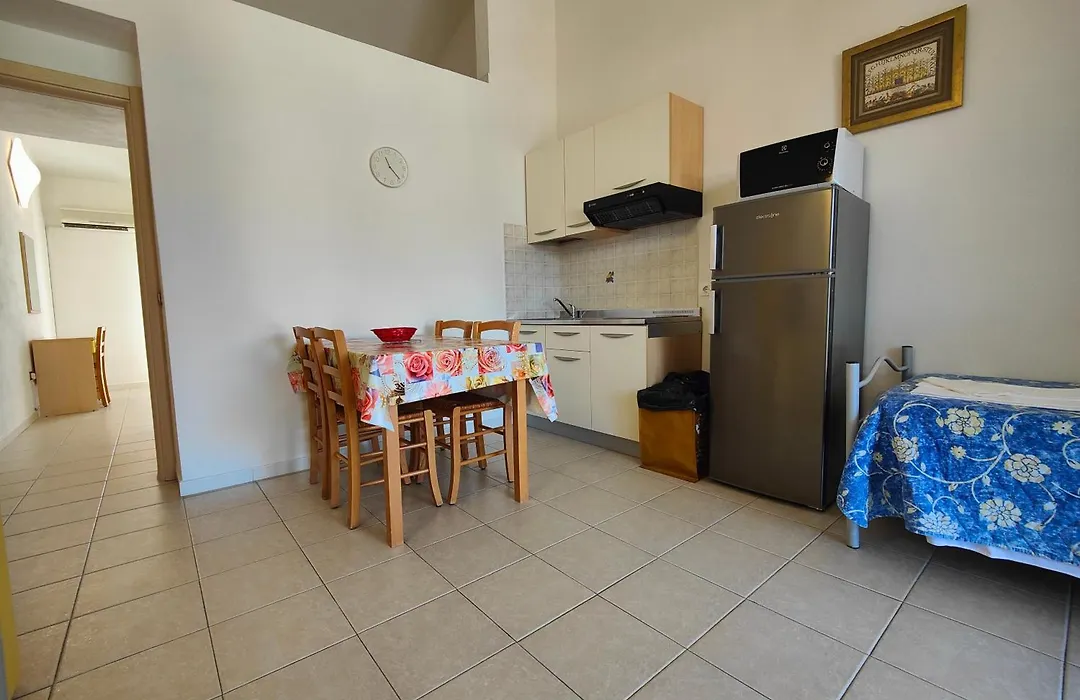 Long Beach Village Residence On The Sea With Private Beach Included-1