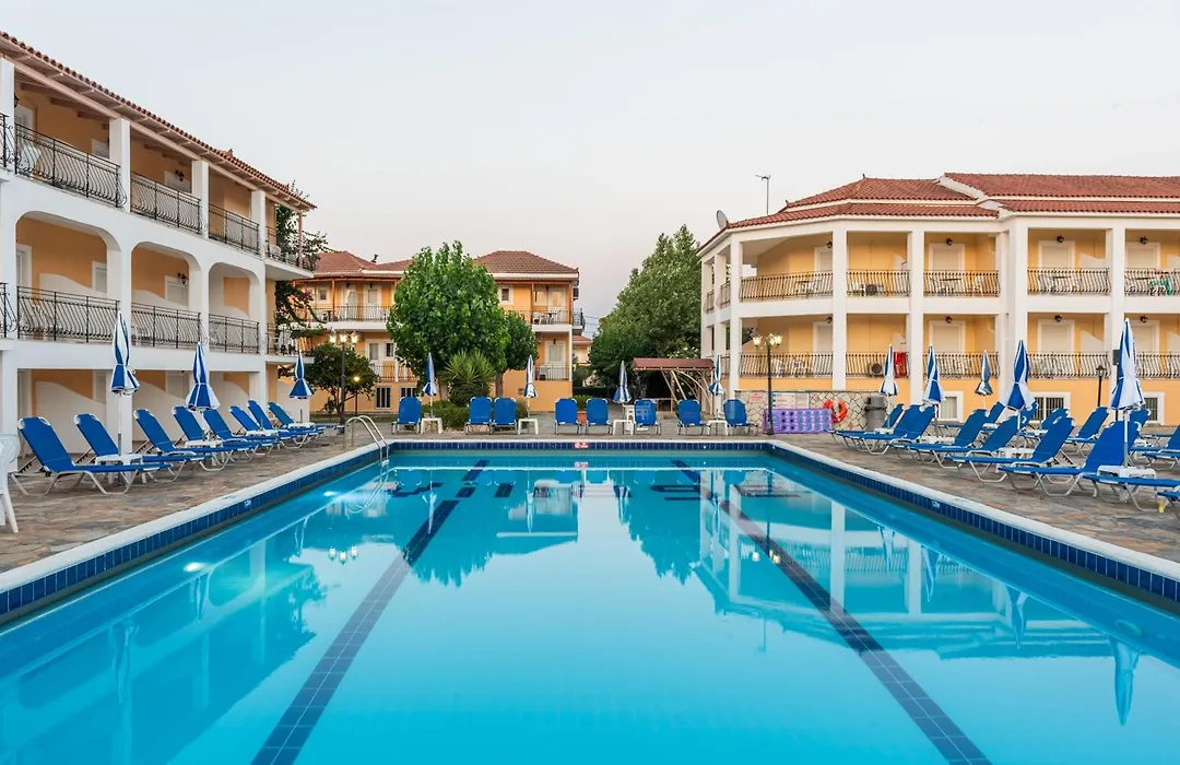 Village Inn Studios & Family Apartments-1