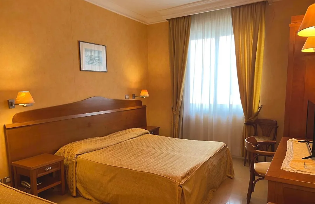 Hotel Conchiglia D'Oro-1