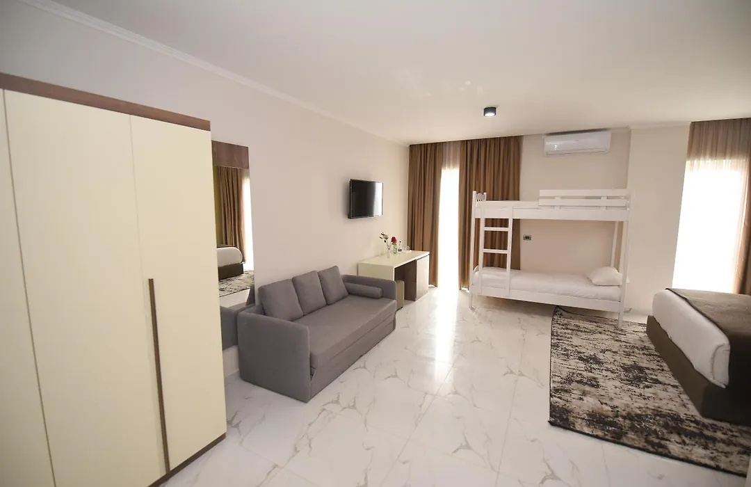 Hotel Vivas-1