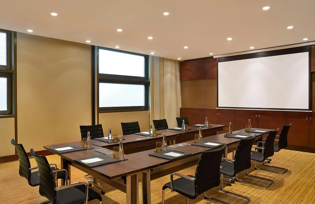 Courtyard By Marriott World Trade Center, Abu Dhabi-1
