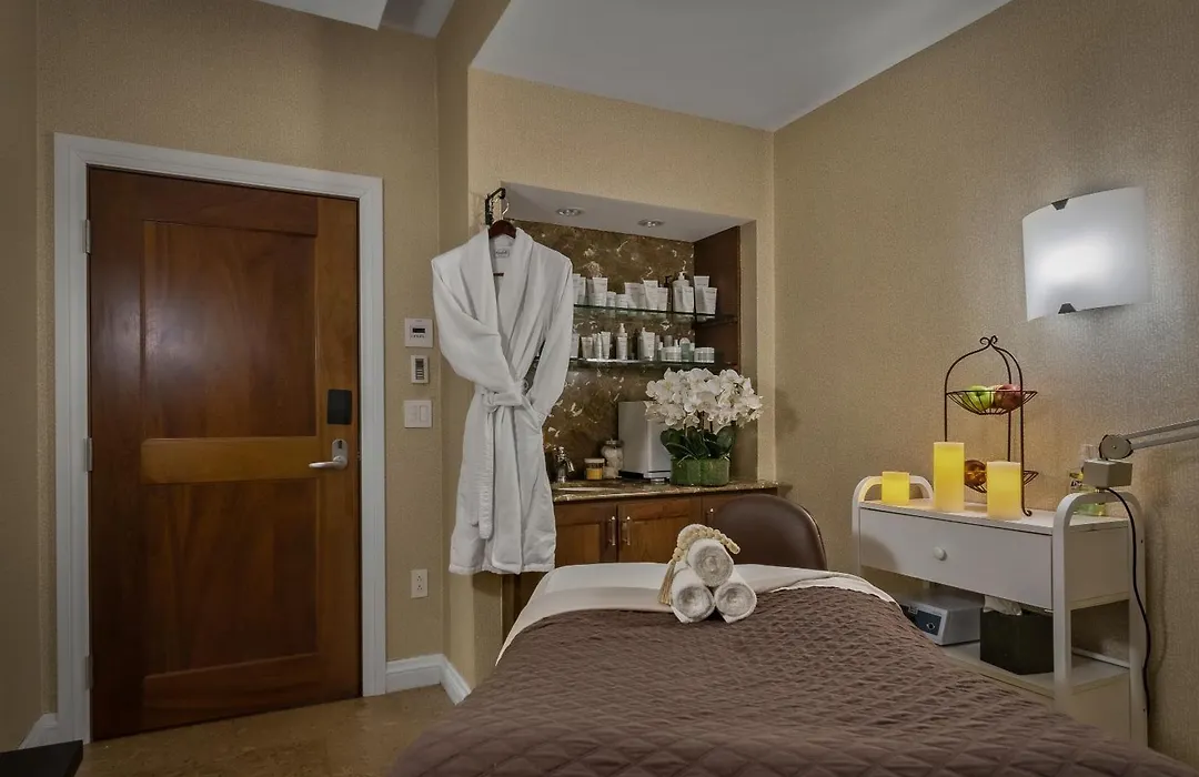 Inn By The Sea-1