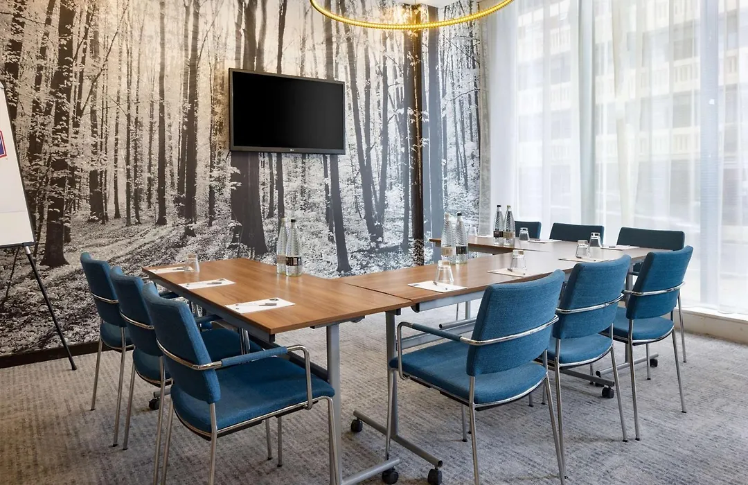 Hampton By Hilton London Waterloo-1