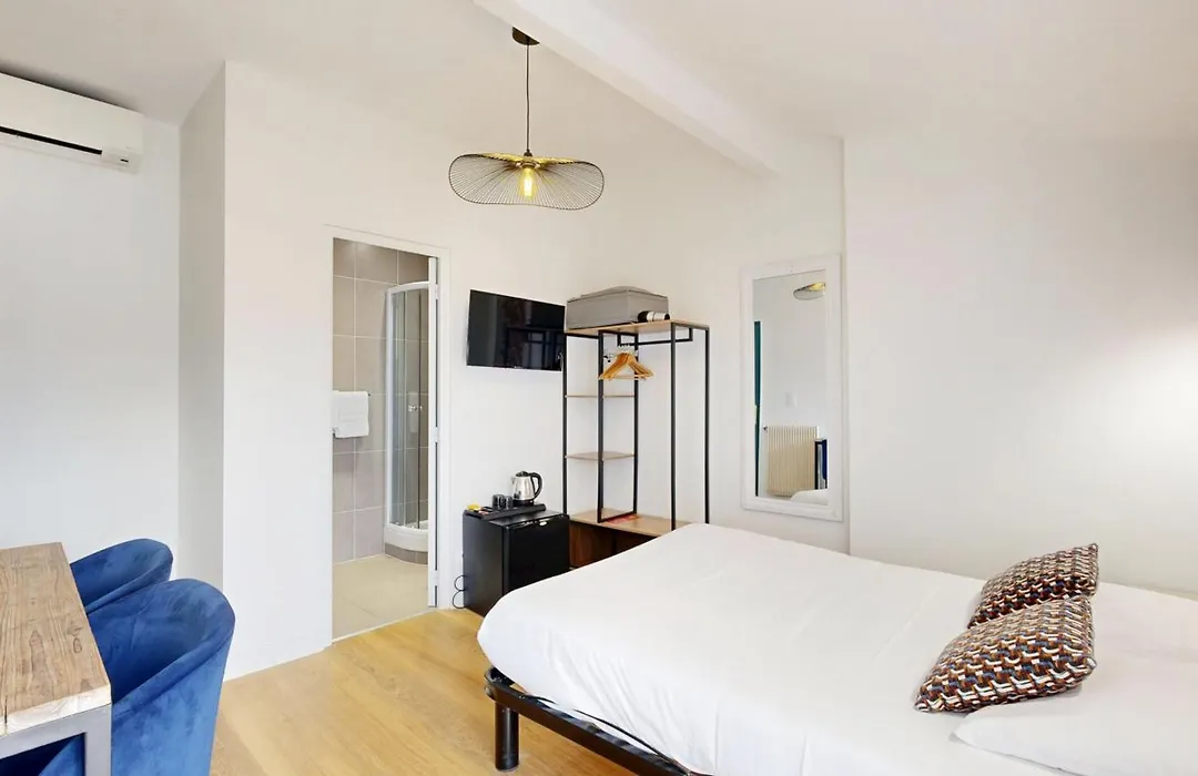 Hotel Solara-1