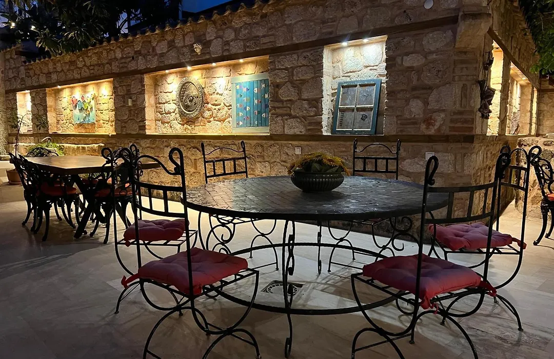 White Garden Hotel-Adult Only-1