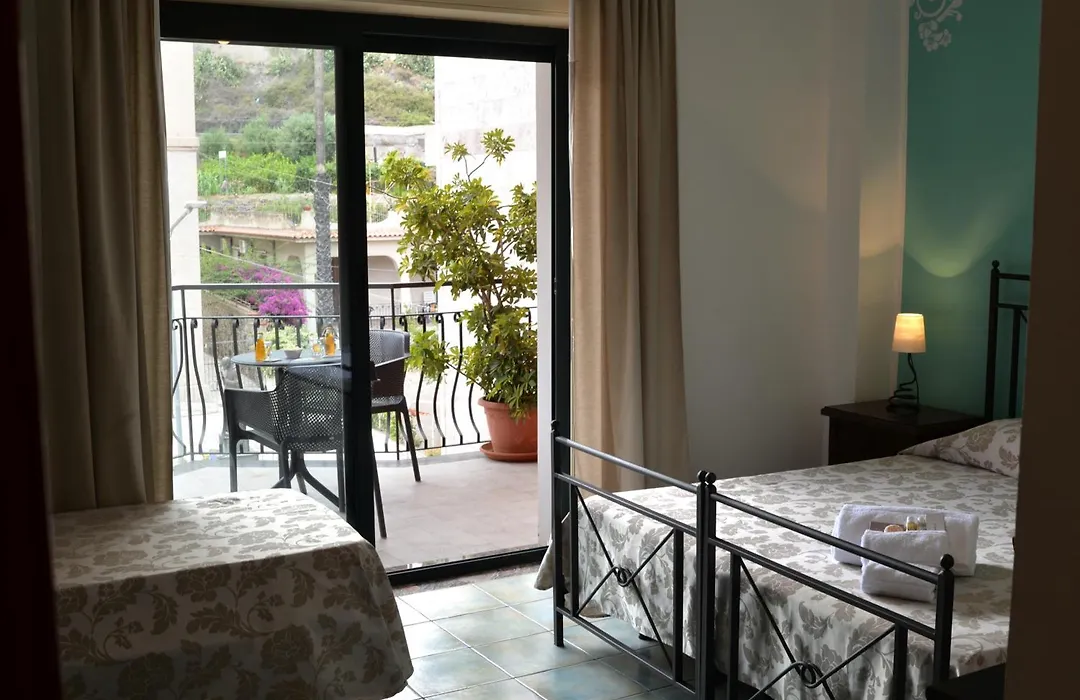 Hotel Donna Rosa-1
