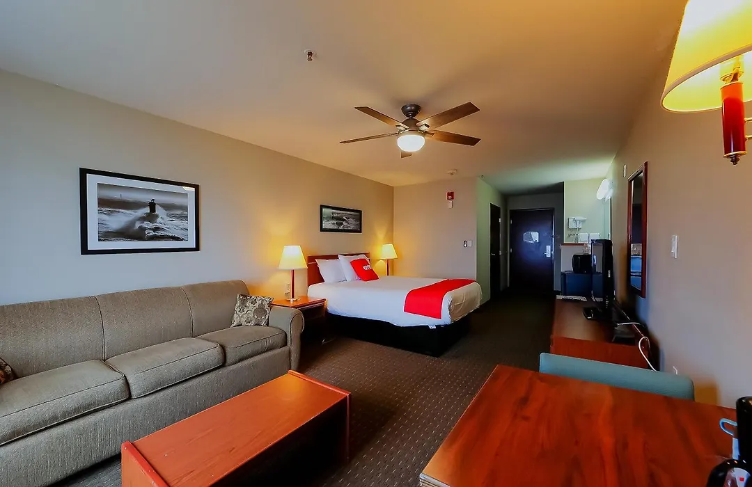 Siletz Bay Beachfront Hotel By Oyo Lincoln City-1