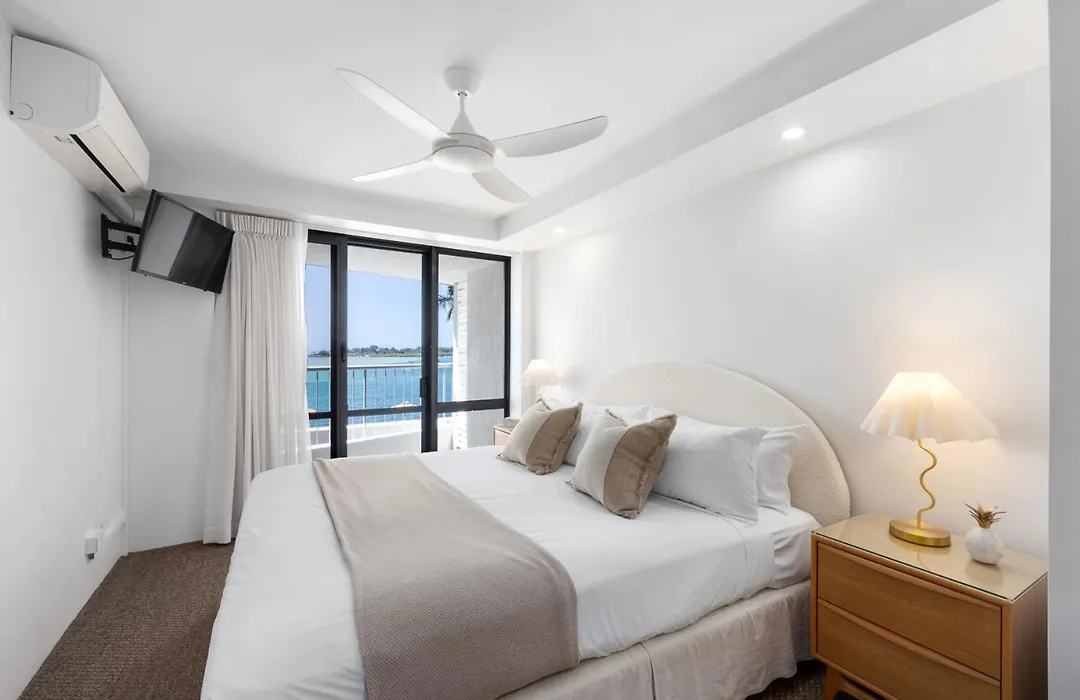 Noosa Pacific Resort-1