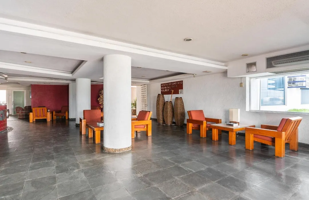 Oyo Hotel Casa Blanca-1