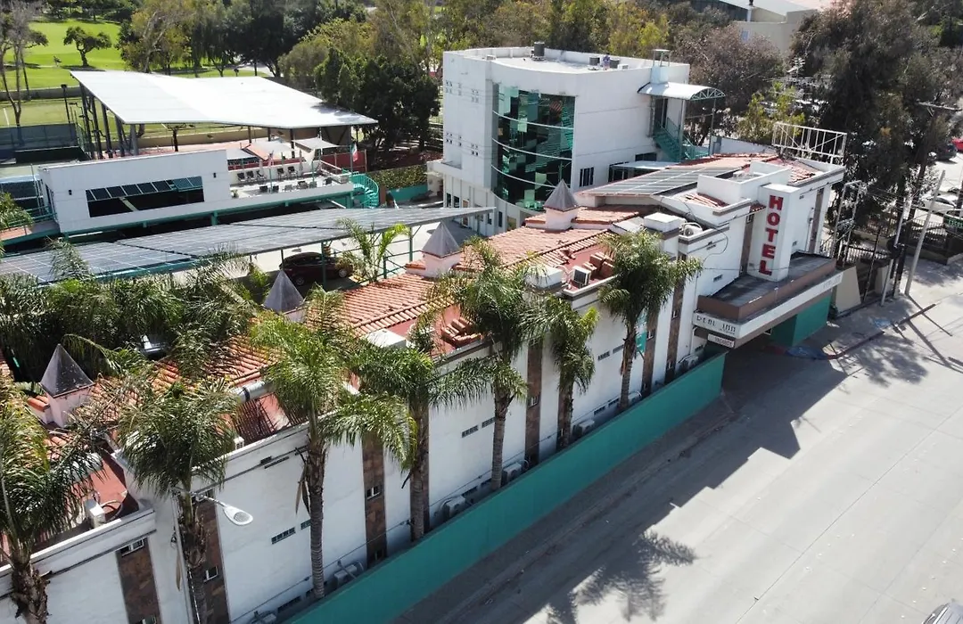 R Inn De Tijuana-1