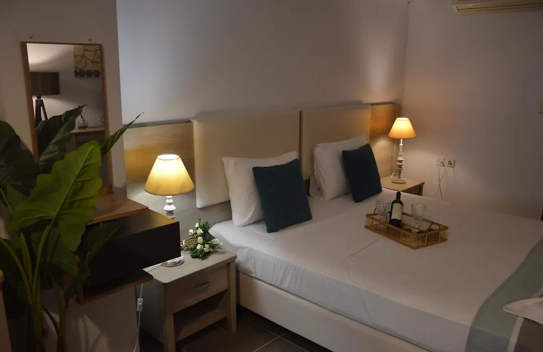 Aqua Mare Sea Side Rooms-1