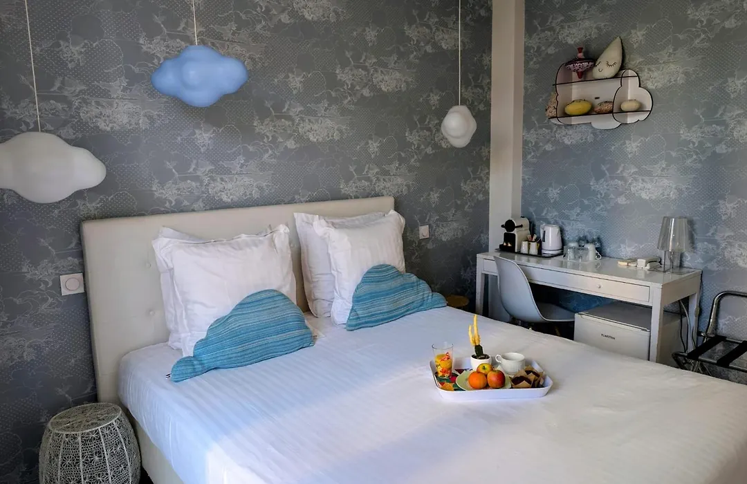 Hotel Mademoiselle-1