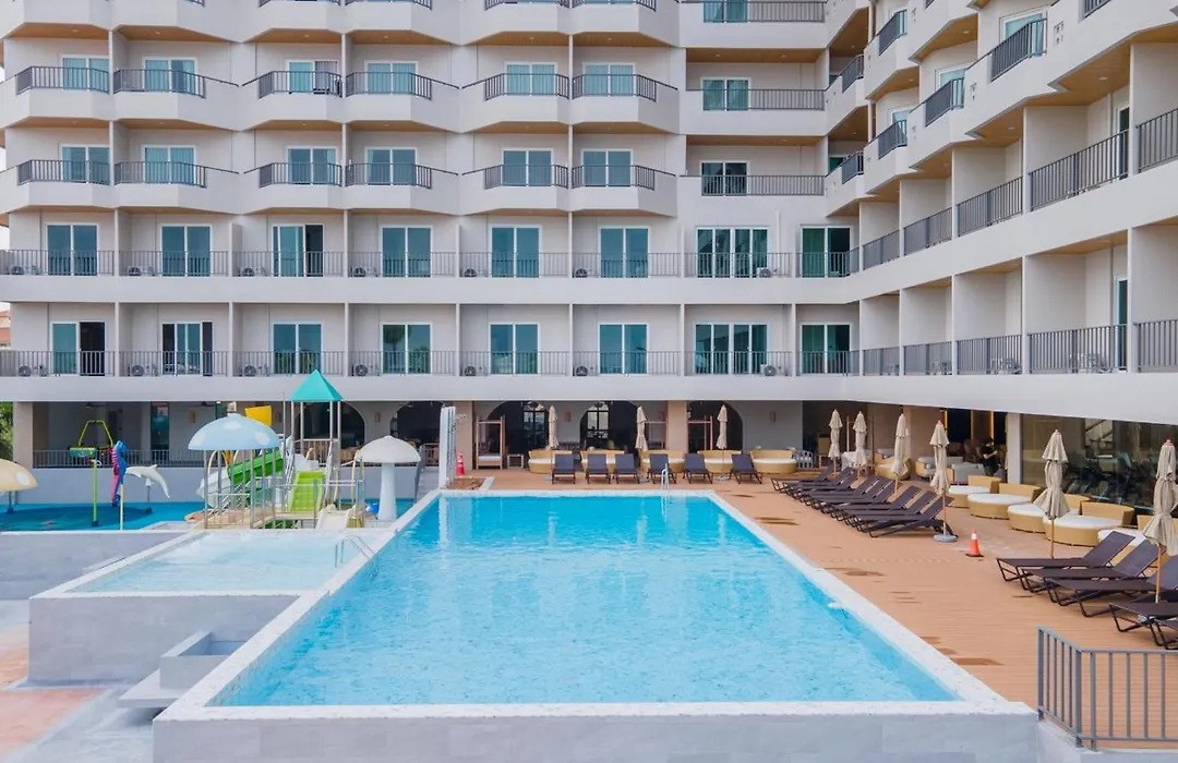 Jomtien Thani Hotel-1