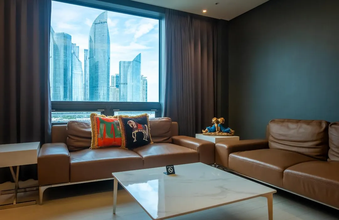 Ag405 Hotel-1
