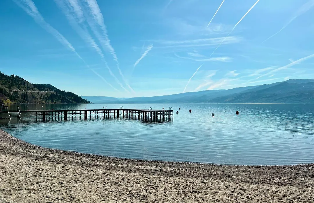Peachland Beach Resort-1