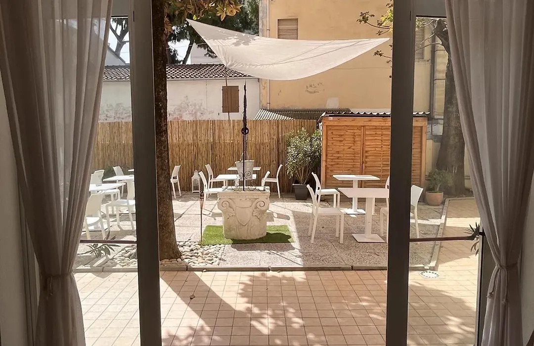 Hotel Roma-1