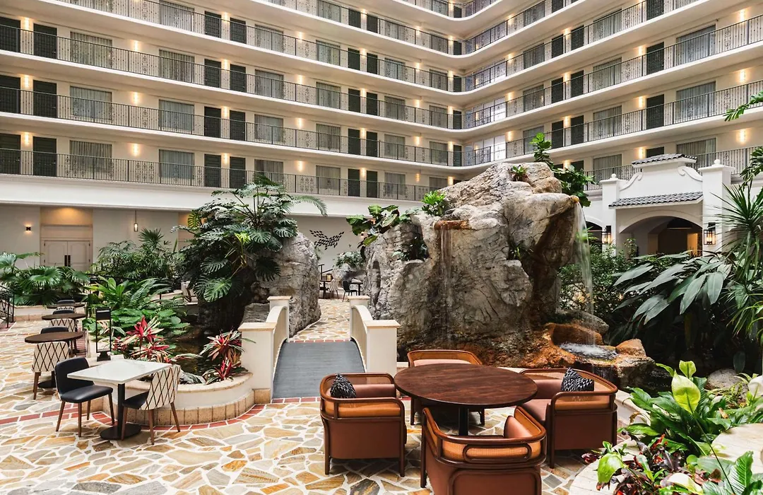 Embassy Suites By Hilton Fort Lauderdale 17Th Street-1