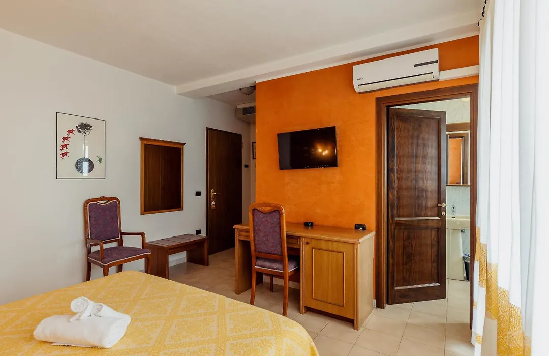 Hotel Malaspina-1