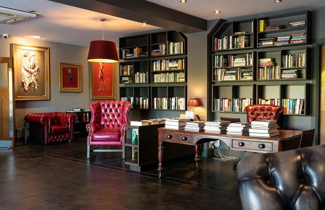 Cliffs Of Moher Hotel-1