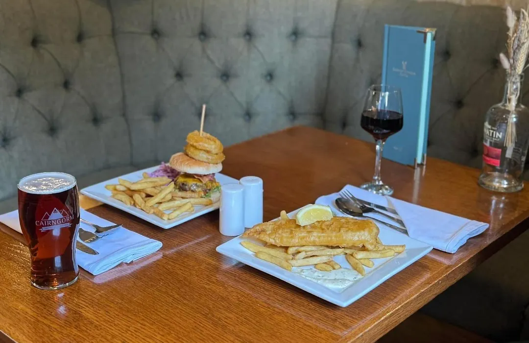 Duke Of Gordon Hotel-1